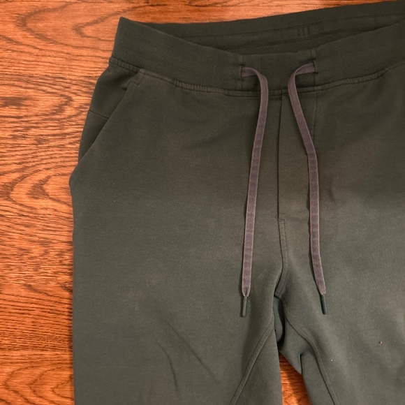 Lululemon Green City Sweat Joggers - Picture 2 of 4
